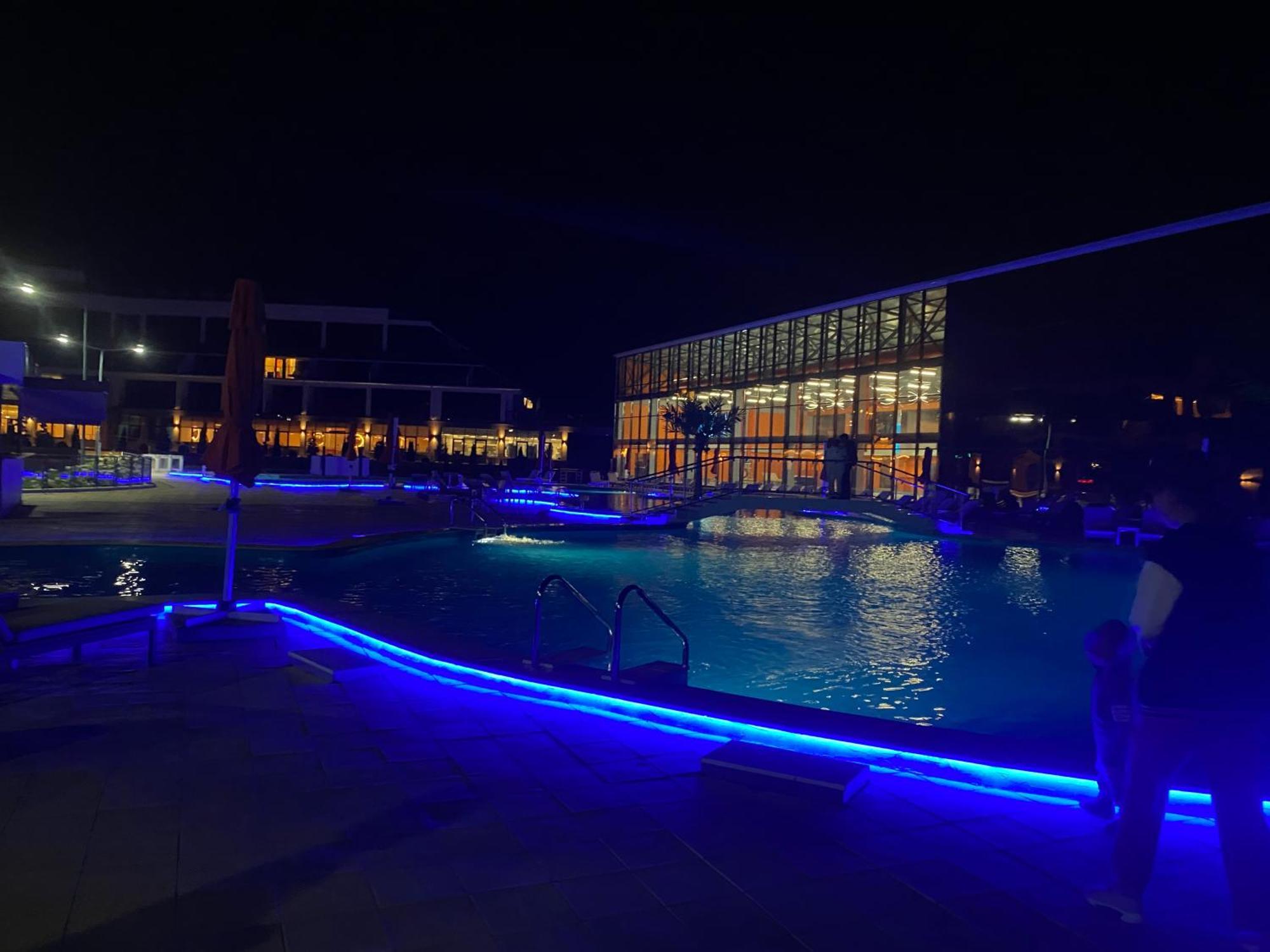 Таунхаус В Baytur Resort Bosteri Exterior photo