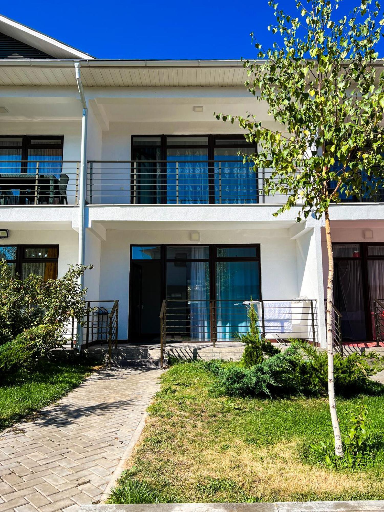 Таунхаус В Baytur Resort Bosteri Exterior photo